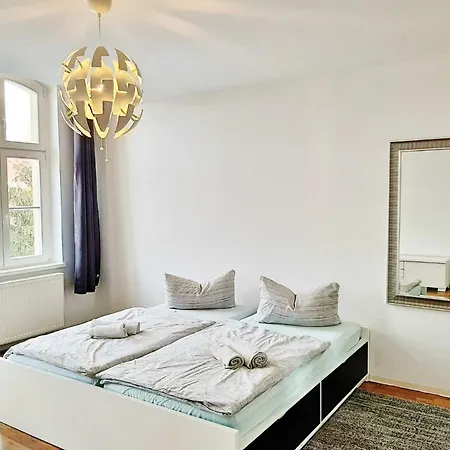 Fewo Apartment *